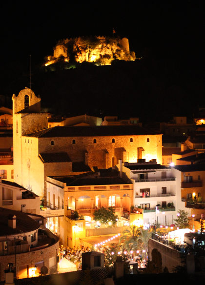 Begur Festa dIndians night view of town under the castle