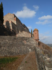 Hostalric castle walls