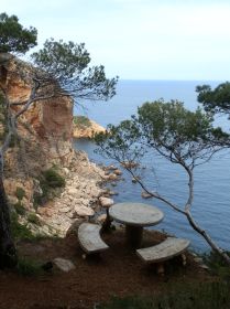 Cliff top picnic table near Cap de Begur